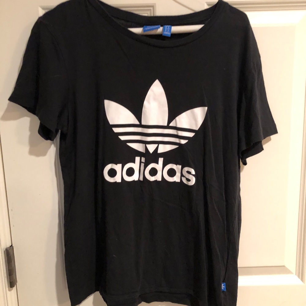 black adidas t-shirt